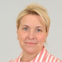 Литвинова Алла